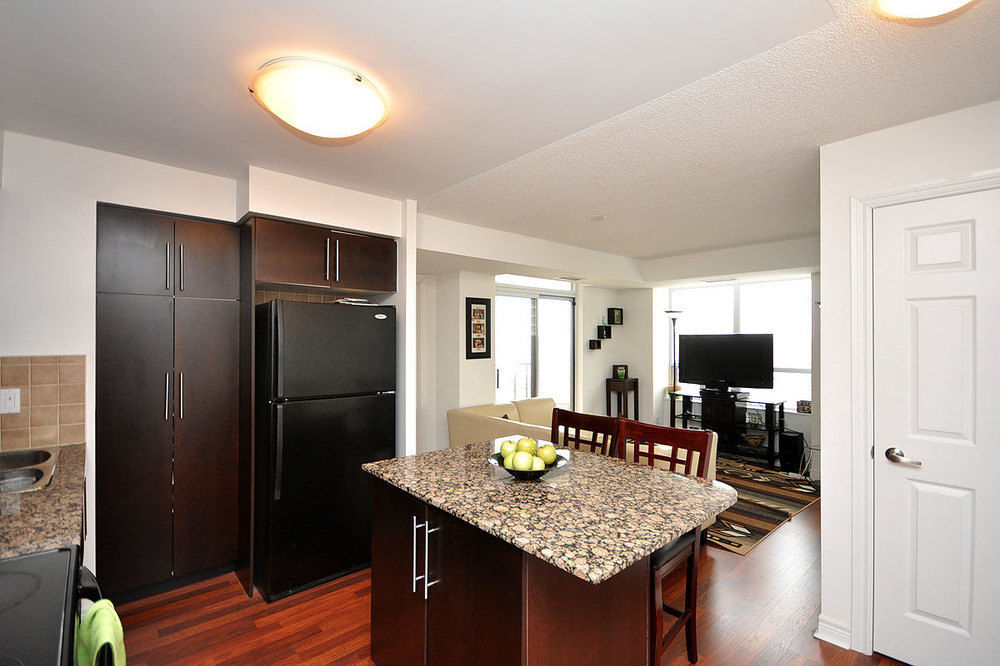 Napa Furnished Rental Apartments Square One Mississauga Exteriér fotografie